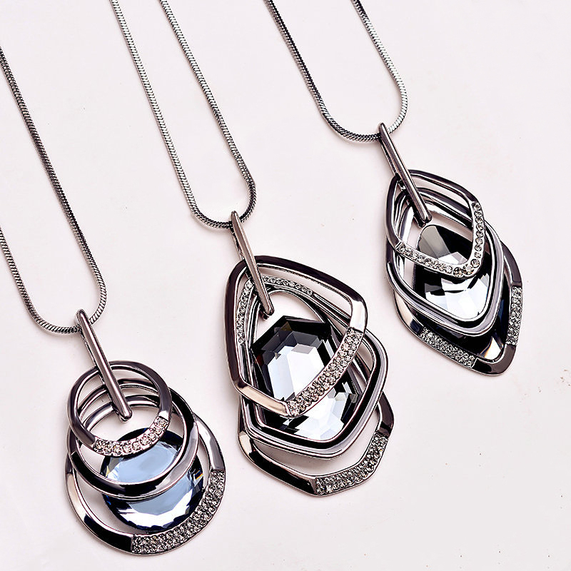 Women'S Fashion Show 2022 - Colliers et pendentifs Vintage géométriques pour