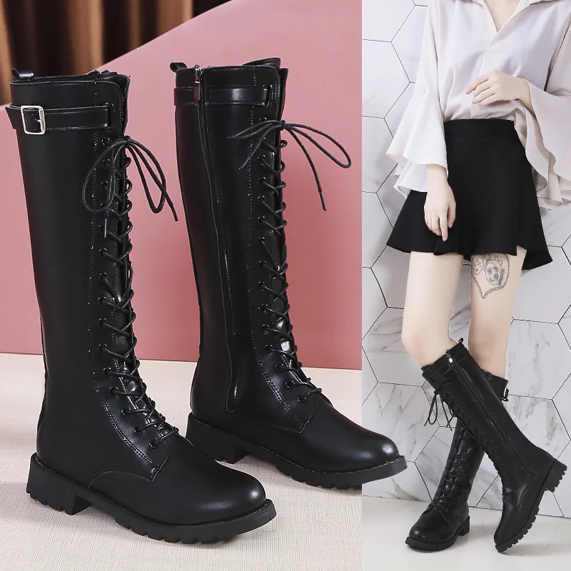 Women Fashion Trend 2025 - Bottes hautes à tête ronde et