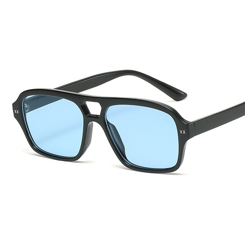 Lunettes de soleil à Rivets ca - Women'S Fashion In The 70S avis et prix