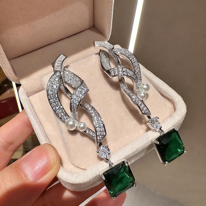Boucles d'oreilles carrées en  - Women'S Fashion Magazine avis et prix
