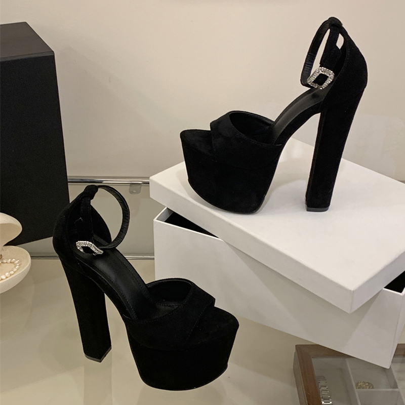 Sandales à plateforme épaisse  - Women Fashion Model avis et prix
